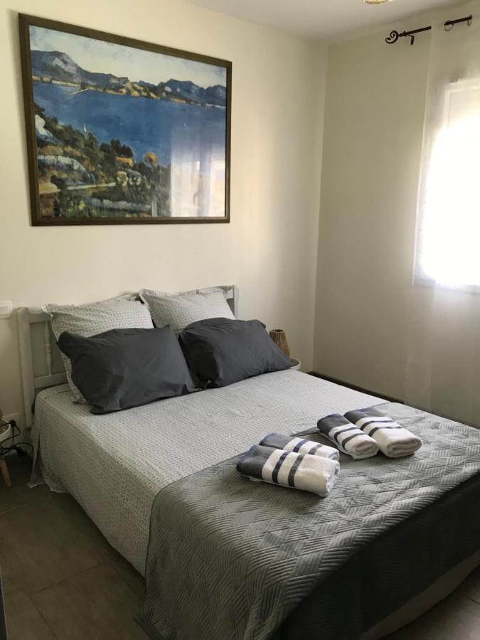 La Rosela De La Cite Bed & Breakfast Palaja Dış mekan fotoğraf